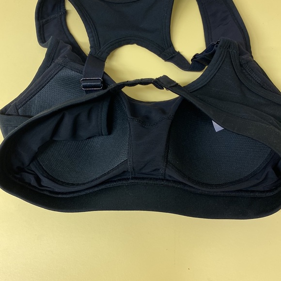 Gymshark Sports Bra - Picture 4 of 4